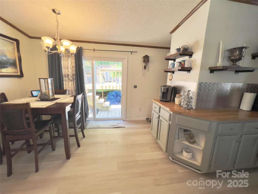 1449 Piedmont Drive, Lenoir, NC 28645.  MLS# CAR4211762, YatesRealty ID 26333. 