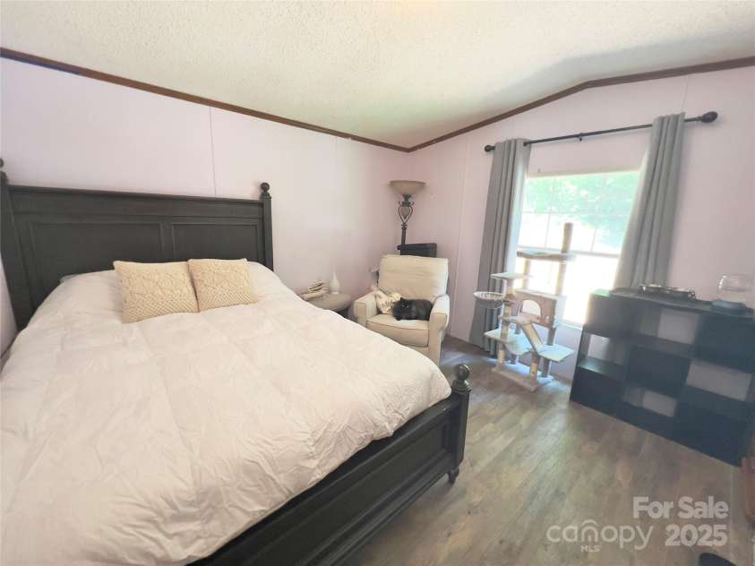 1449 Piedmont Drive, Lenoir, NC 28645.  MLS# CAR4211762, YatesRealty ID 26333. 