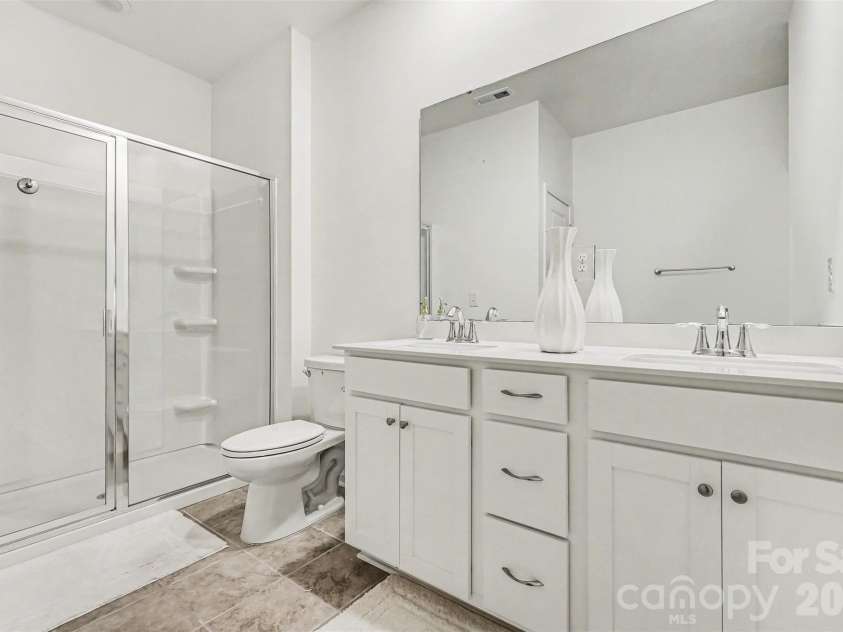 378 Kennerly Center Drive, Mooresville, NC 28115.  MLS# CAR4372627, YatesRealty ID 26333. 