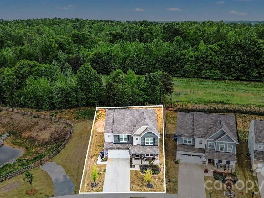 378 Kennerly Center Drive, Mooresville, NC 28115.  MLS# CAR4372627, YatesRealty ID 26333. 