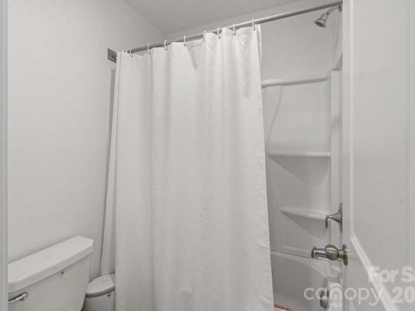 378 Kennerly Center Drive, Mooresville, NC 28115.  MLS# CAR4407885, YatesRealty ID 26333. Shared bath