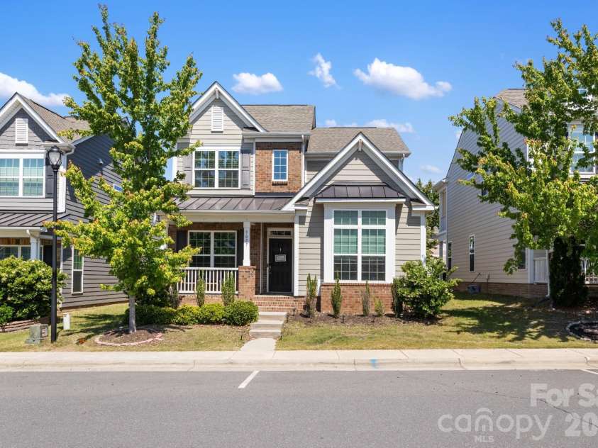 5077 Waterloo Drive, Fort Mill, SC 29708.  MLS# CAR4374566, YatesRealty ID 26334. 