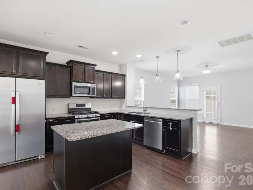 5077 Waterloo Drive, Fort Mill, SC 29708.  MLS# CAR4374566, YatesRealty ID 26334. 