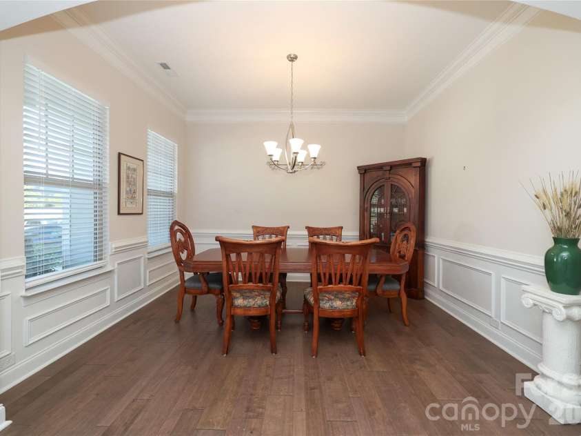 14027 Heron Crest Trace, Charlotte, NC 28278.  MLS# CAR4376291, YatesRealty ID 26335. Formal dining room.