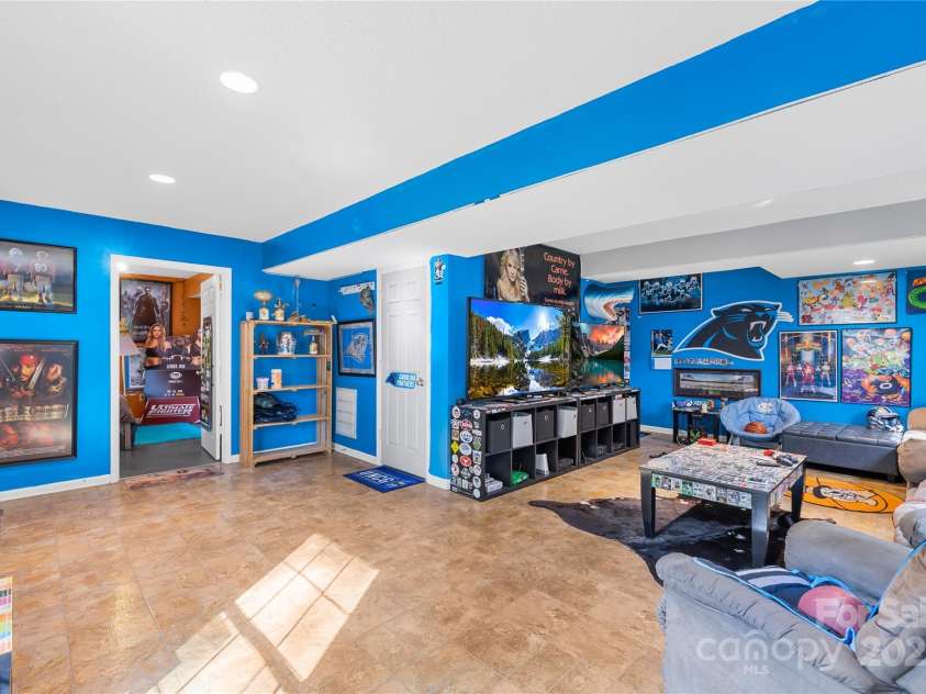 7410 Derby Meadows Court, Charlotte, NC 28216.  MLS# CAR4278987, YatesRealty ID 26335. Another basement view