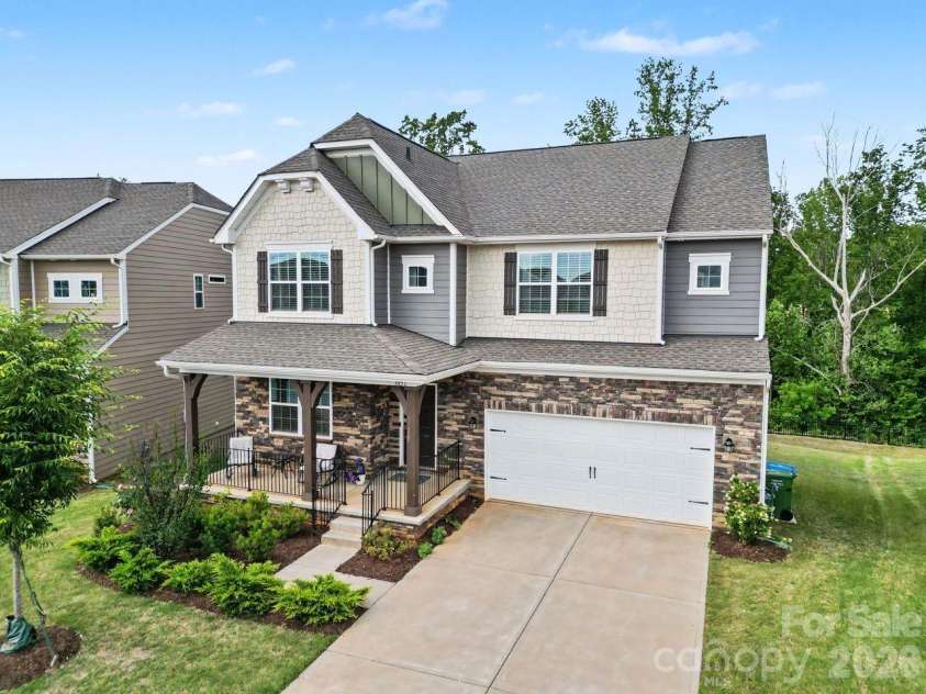 1031 Lookout Shoals Drive, Fort Mill, SC 29715.  MLS# CAR4371718, YatesRealty ID 26336. 