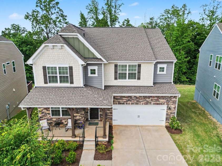 1031 Lookout Shoals Drive, Fort Mill, SC 29715.  MLS# CAR4371718, YatesRealty ID 26336. 