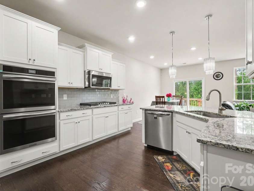 1031 Lookout Shoals Drive, Fort Mill, SC 29715.  MLS# CAR4371718, YatesRealty ID 26336. 