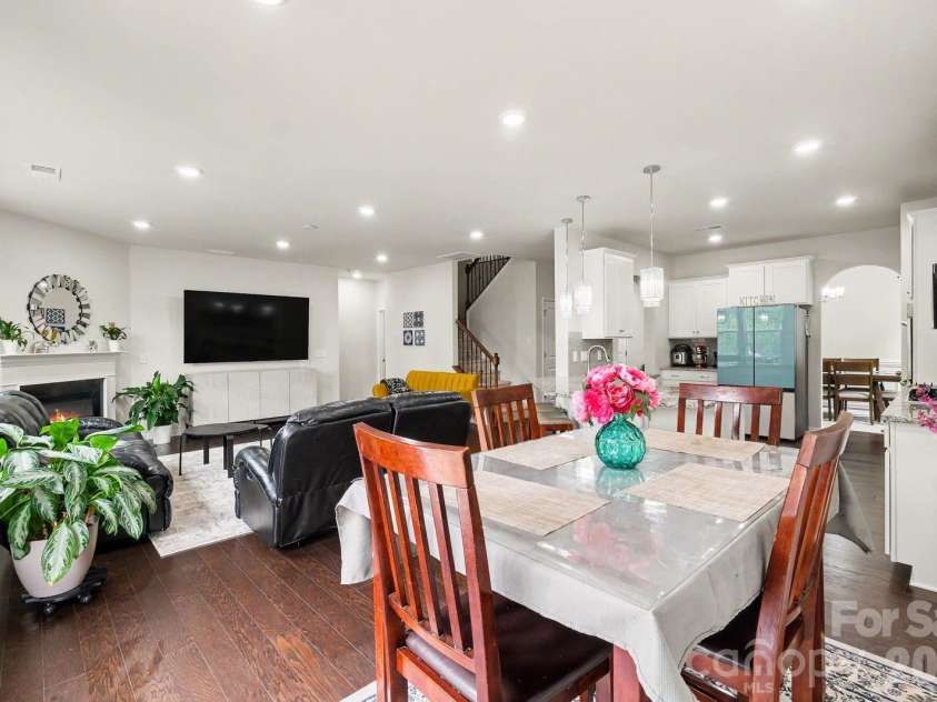 1031 Lookout Shoals Drive, Fort Mill, SC 29715.  MLS# CAR4371718, YatesRealty ID 26336. 