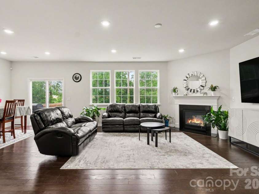 1031 Lookout Shoals Drive, Fort Mill, SC 29715.  MLS# CAR4371718, YatesRealty ID 26336. 