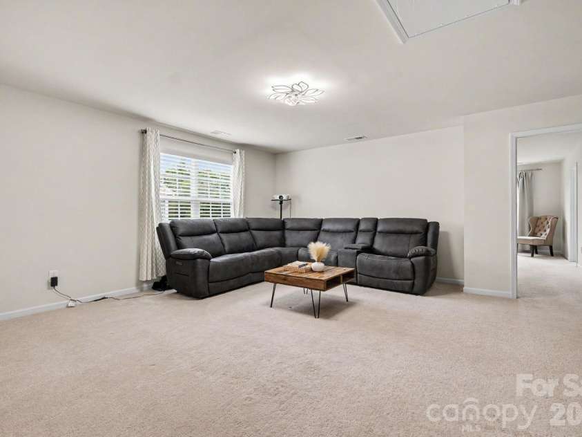 1031 Lookout Shoals Drive, Fort Mill, SC 29715.  MLS# CAR4371718, YatesRealty ID 26336. 