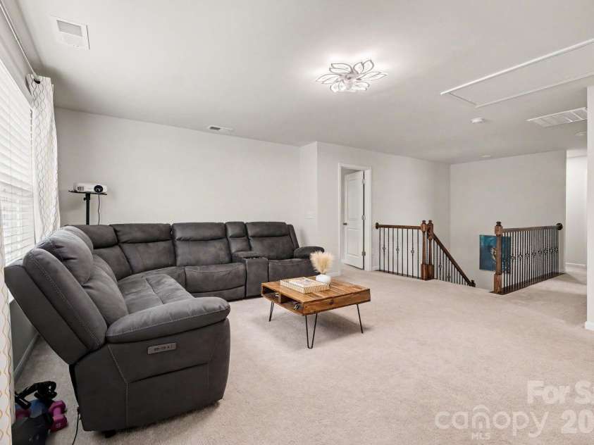 1031 Lookout Shoals Drive, Fort Mill, SC 29715.  MLS# CAR4371718, YatesRealty ID 26336. 