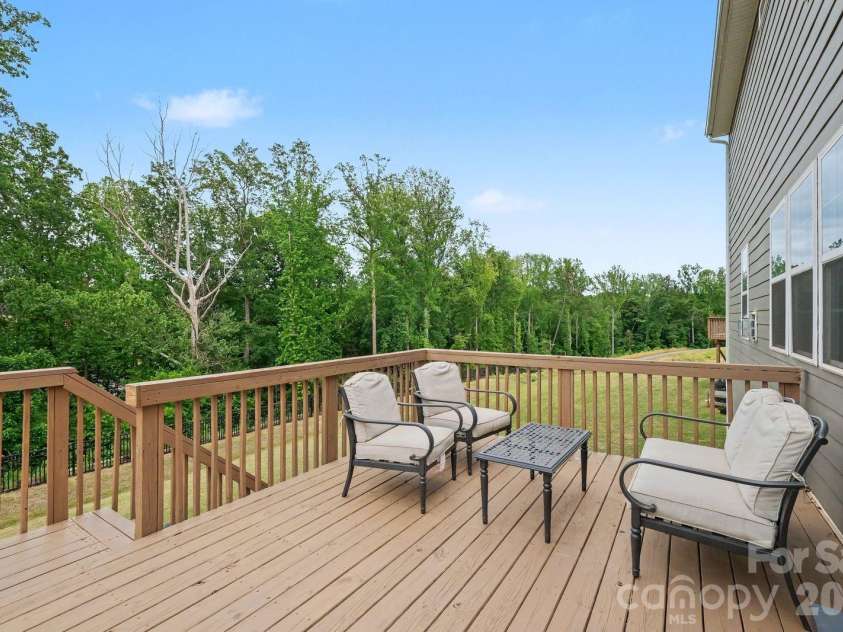 1031 Lookout Shoals Drive, Fort Mill, SC 29715.  MLS# CAR4371718, YatesRealty ID 26336. 
