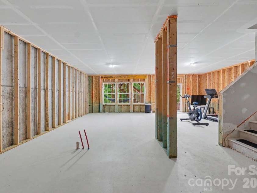 1031 Lookout Shoals Drive, Fort Mill, SC 29715.  MLS# CAR4371718, YatesRealty ID 26336. 
