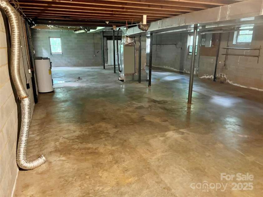237 Antietam Road, Statesville, NC 28625.  MLS# CAR4269598, YatesRealty ID 26337. 