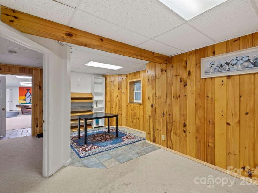 652 Avery Creek Road, Arden, NC 28704.  MLS# CAR4282113, YatesRealty ID 26338. 