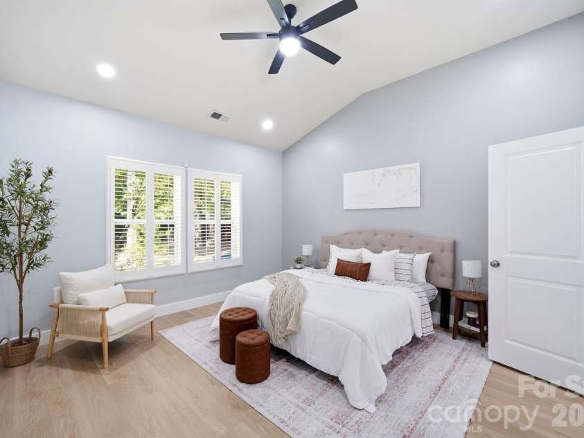 3824 Martele Drive, Mint Hill, NC 28227.  MLS# CAR4383750, YatesRealty ID 26339. Master Bedroom