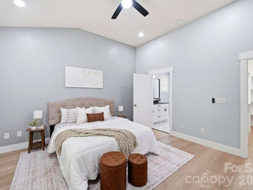 3824 Martele Drive, Mint Hill, NC 28227.  MLS# CAR4383750, YatesRealty ID 26339. Master Bedroom