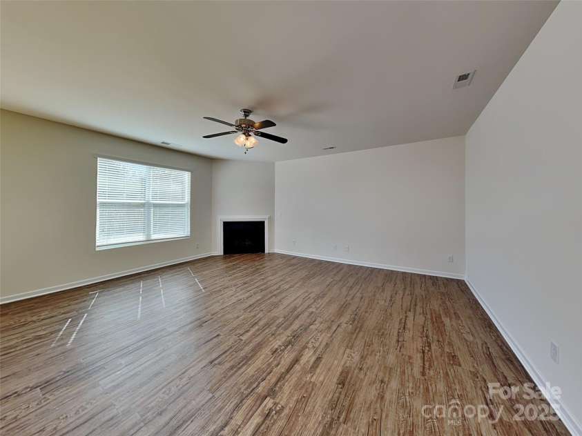 242 Elrosa Road, Mooresville, NC 28115.  MLS# CAR4232753, YatesRealty ID 2634. 