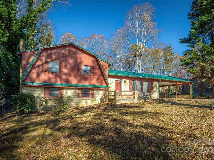 2949 Woodwind Drive, Valdese, NC 28690.  MLS# CAR4320511, YatesRealty ID 2634. 