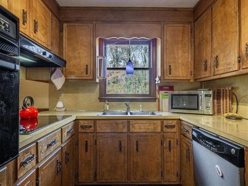 2949 Woodwind Drive, Valdese, NC 28690.  MLS# CAR4320511, YatesRealty ID 2634. 