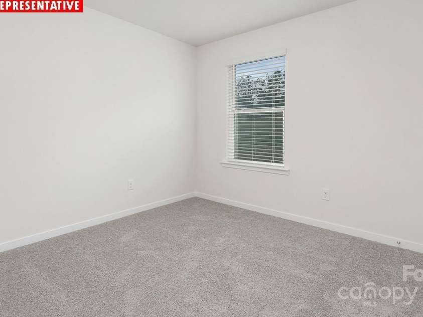 11136 Cardinal Creek Avenue, Charlotte, NC 28215.  MLS# CAR4273998, YatesRealty ID 26340. 