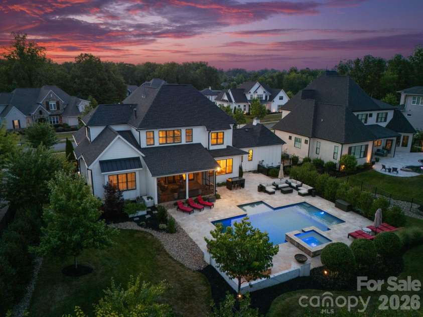 17106 Arkansas Lane, Davidson, NC 28036.  MLS# CAR4380909, YatesRealty ID 26342. 
