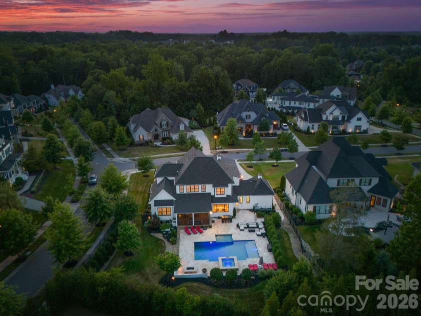 17106 Arkansas Lane, Davidson, NC 28036.  MLS# CAR4380909, YatesRealty ID 26342. 