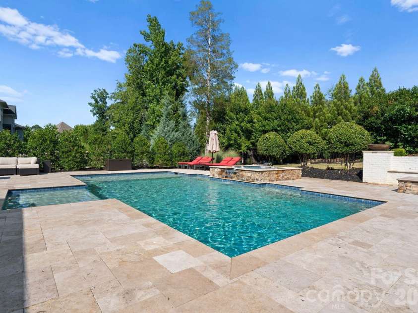 17106 Arkansas Lane, Davidson, NC 28036.  MLS# CAR4380909, YatesRealty ID 26342. 