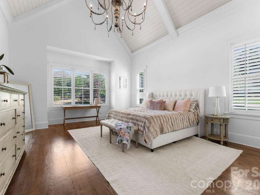 17106 Arkansas Lane, Davidson, NC 28036.  MLS# CAR4380909, YatesRealty ID 26342. 