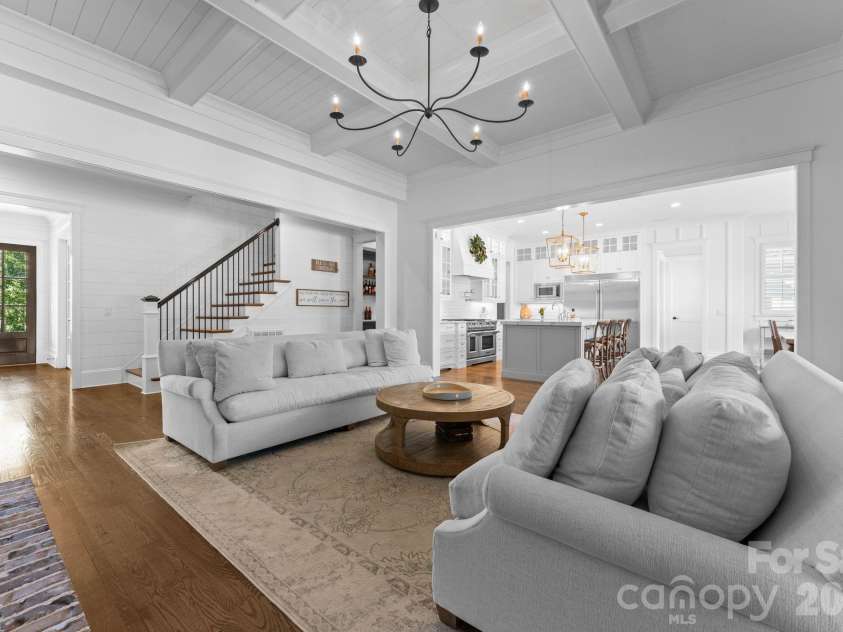 17106 Arkansas Lane, Davidson, NC 28036.  MLS# CAR4380909, YatesRealty ID 26342. 