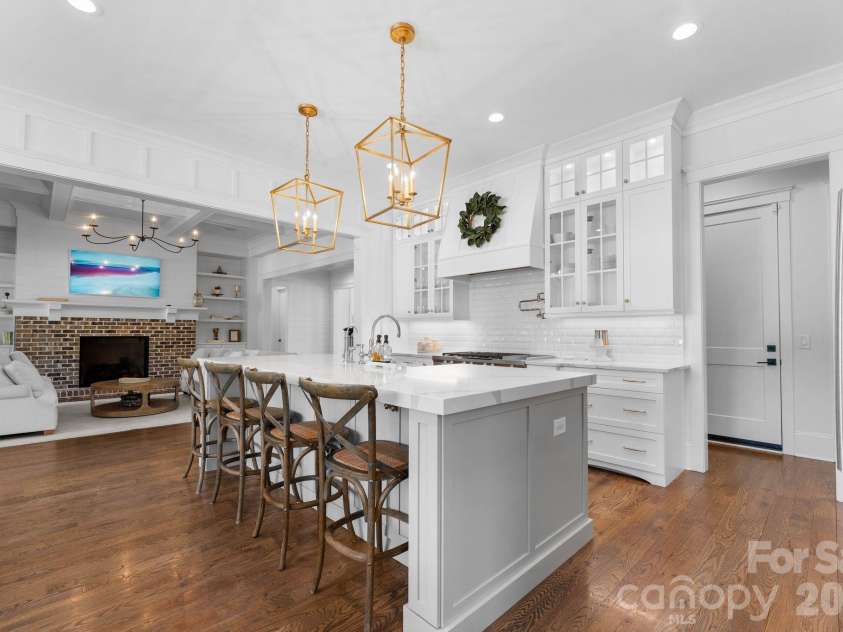 17106 Arkansas Lane, Davidson, NC 28036.  MLS# CAR4380909, YatesRealty ID 26342. 
