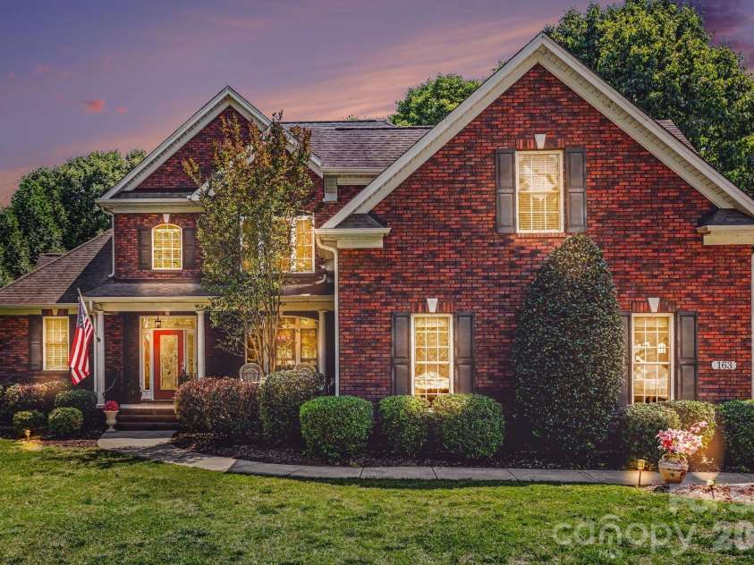163 Evening Shadow Road, Lake Wylie, SC 29710.  MLS# CAR4385508, YatesRealty ID 26343. 
