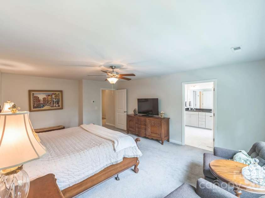 4 Finley Way, Greensboro, NC 27455.  MLS# CAR4273250, YatesRealty ID 26343. 