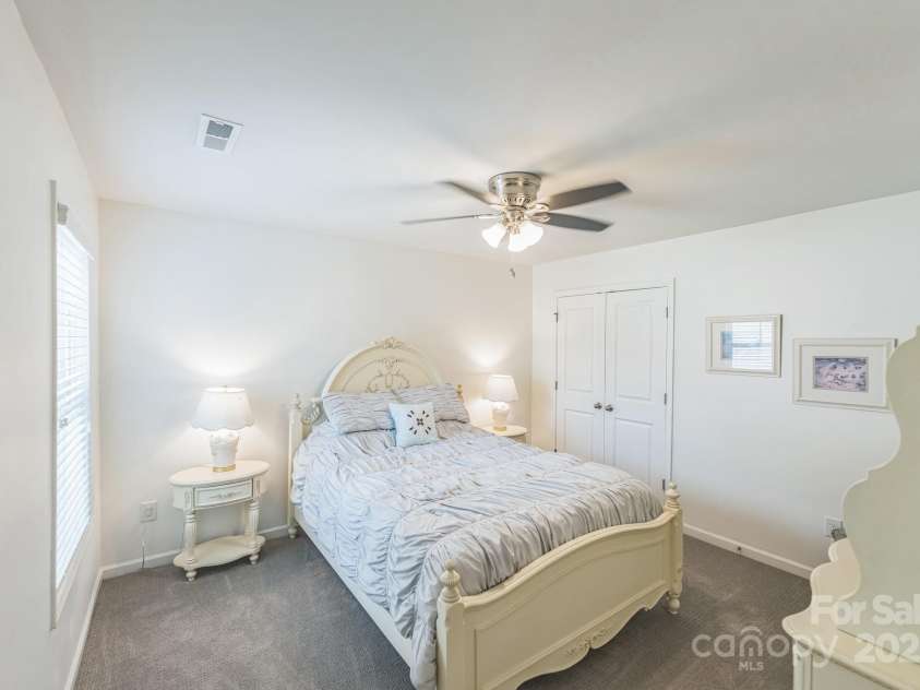 4 Finley Way, Greensboro, NC 27455.  MLS# CAR4273250, YatesRealty ID 26343. 