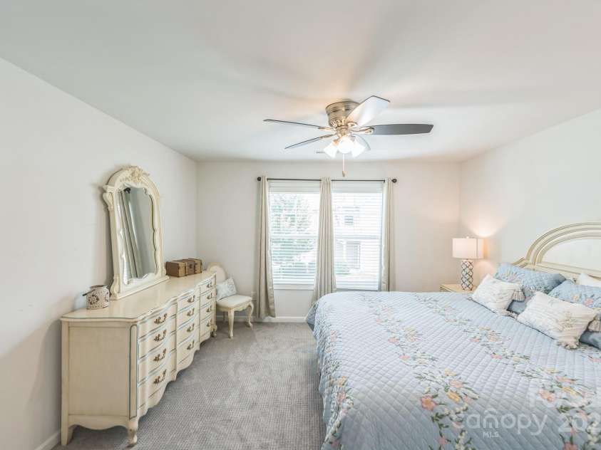 4 Finley Way, Greensboro, NC 27455.  MLS# CAR4273250, YatesRealty ID 26343. 