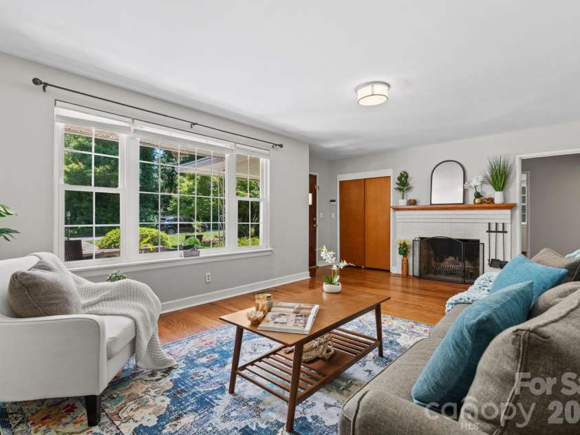 107 Appledore Avenue, Hendersonville, NC 28739.  MLS# CAR4379679, YatesRealty ID 26345. Large windows bring in endless natural light.