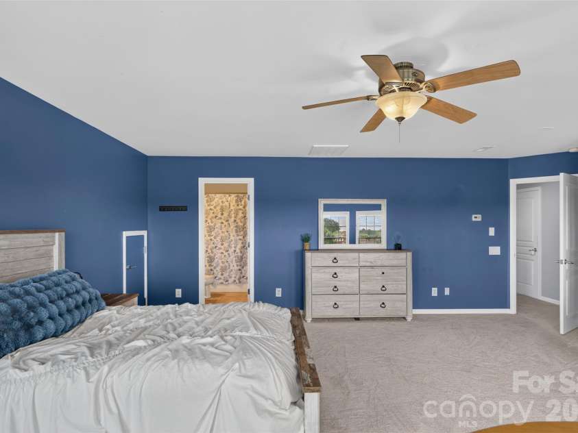 10102 Stonesby Lane, Waxhaw, NC 28173.  MLS# CAR4394343, YatesRealty ID 26346. 3rd floor 6th Bedroom or second bonus