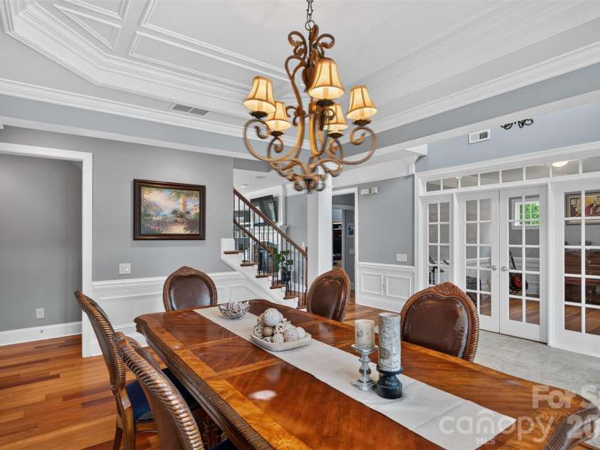 10102 Stonesby Lane, Waxhaw, NC 28173.  MLS# CAR4394343, YatesRealty ID 26346. Dining room