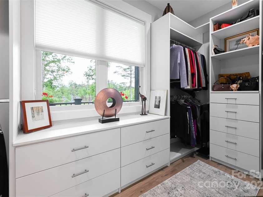 99 Timber Ridge Circle, Leicester, NC 28748.  MLS# CAR4261067, YatesRealty ID 26347. Walk-in Closet in Owner's Suite