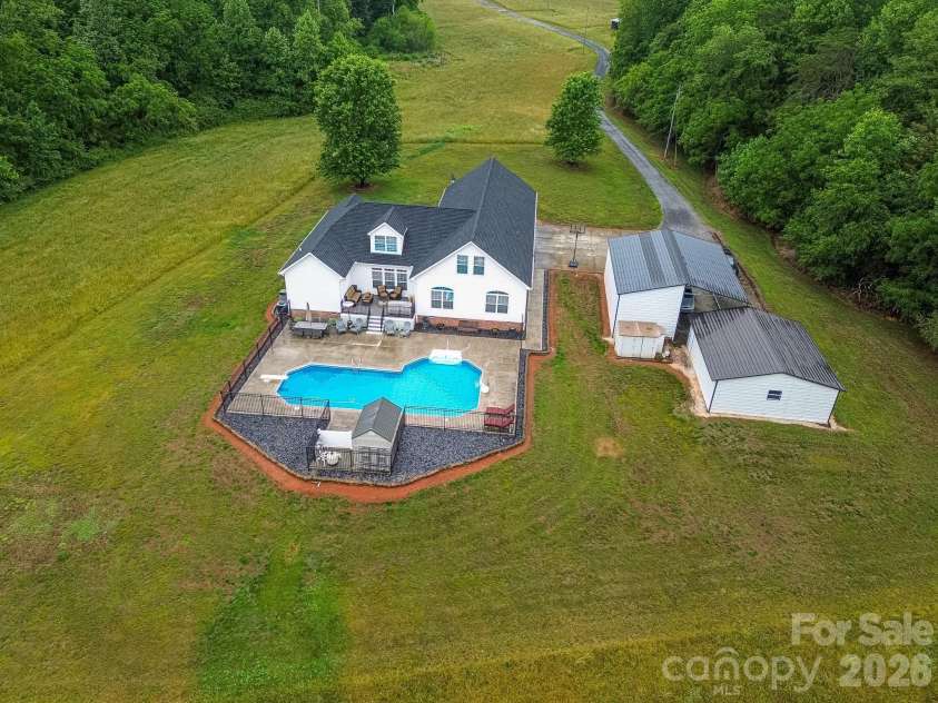 3127 Yorkshire Lane, Boonville, NC 27011.  MLS# CAR4385114, YatesRealty ID 26348. 