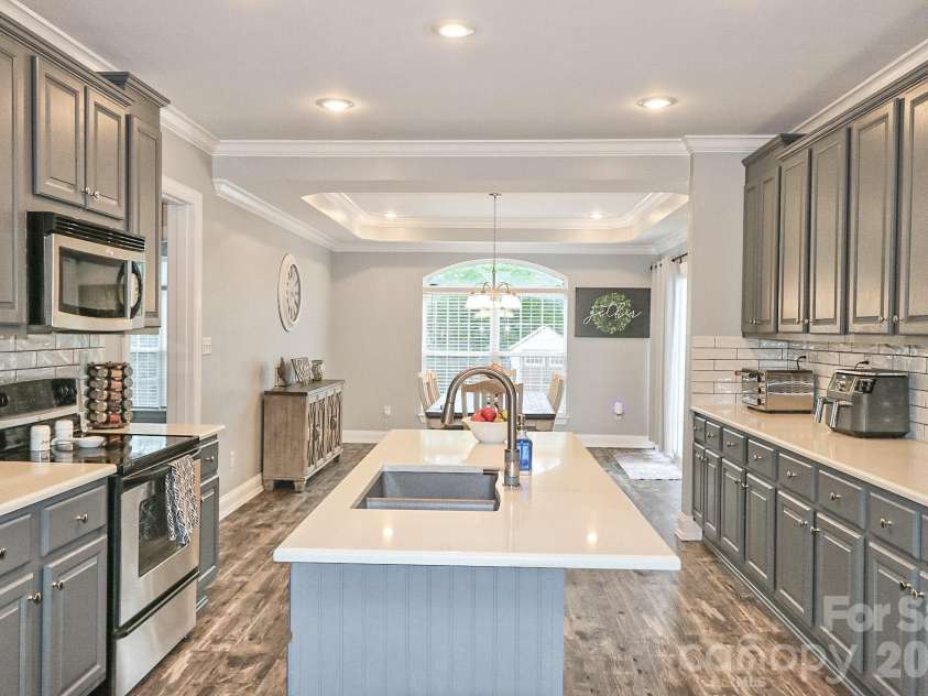 3127 Yorkshire Lane, Boonville, NC 27011.  MLS# CAR4385114, YatesRealty ID 26348. 