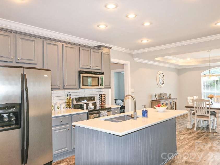 3127 Yorkshire Lane, Boonville, NC 27011.  MLS# CAR4385114, YatesRealty ID 26348. 