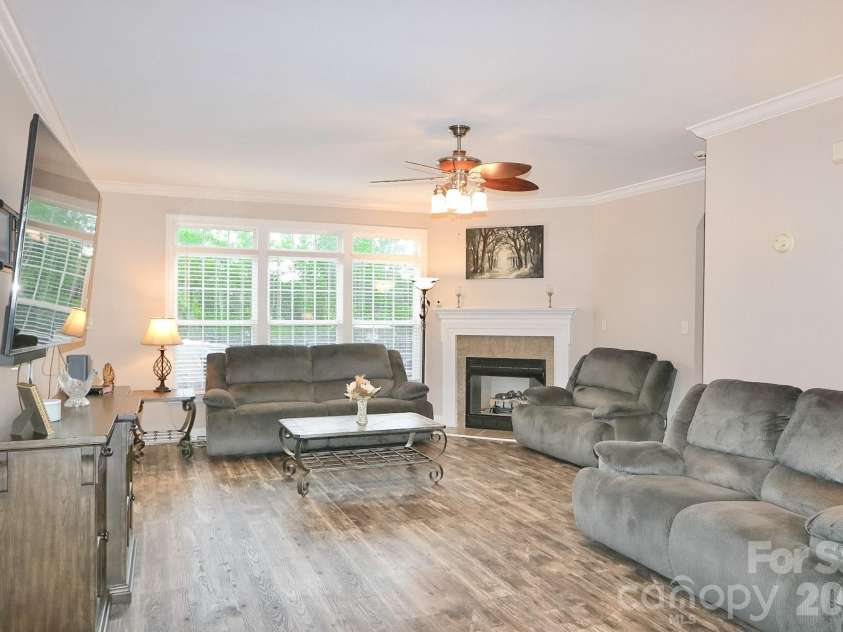 3127 Yorkshire Lane, Boonville, NC 27011.  MLS# CAR4385114, YatesRealty ID 26348. 