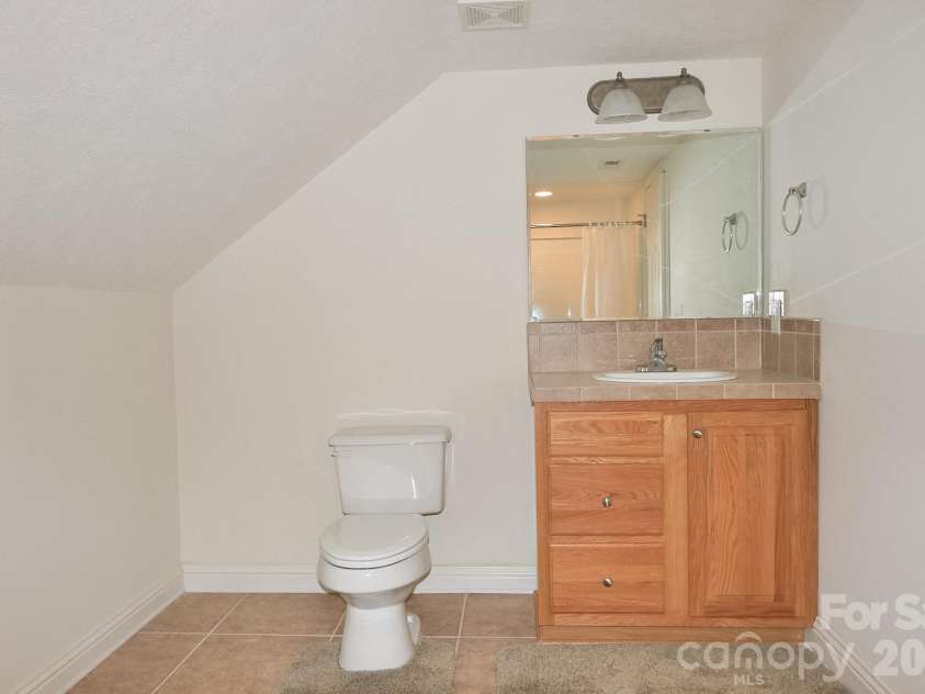 3127 Yorkshire Lane, Boonville, NC 27011.  MLS# CAR4385114, YatesRealty ID 26348. 
