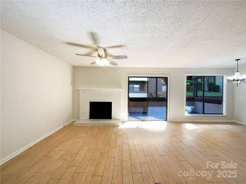 7116 Winery Lane, Charlotte, NC 28227.  MLS# CAR4248162, YatesRealty ID 26349. 