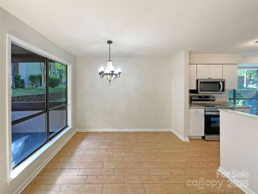 7116 Winery Lane, Charlotte, NC 28227.  MLS# CAR4248162, YatesRealty ID 26349. 