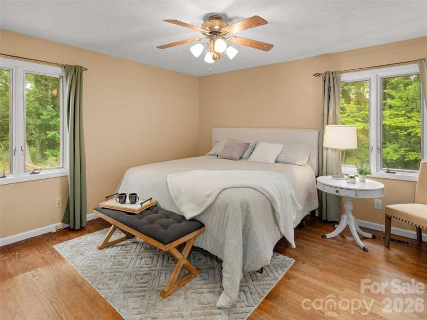 1 Glen Meadows Place, Arden, NC 28704.  MLS# CAR4386745, YatesRealty ID 26350. Primary Suite on the main level