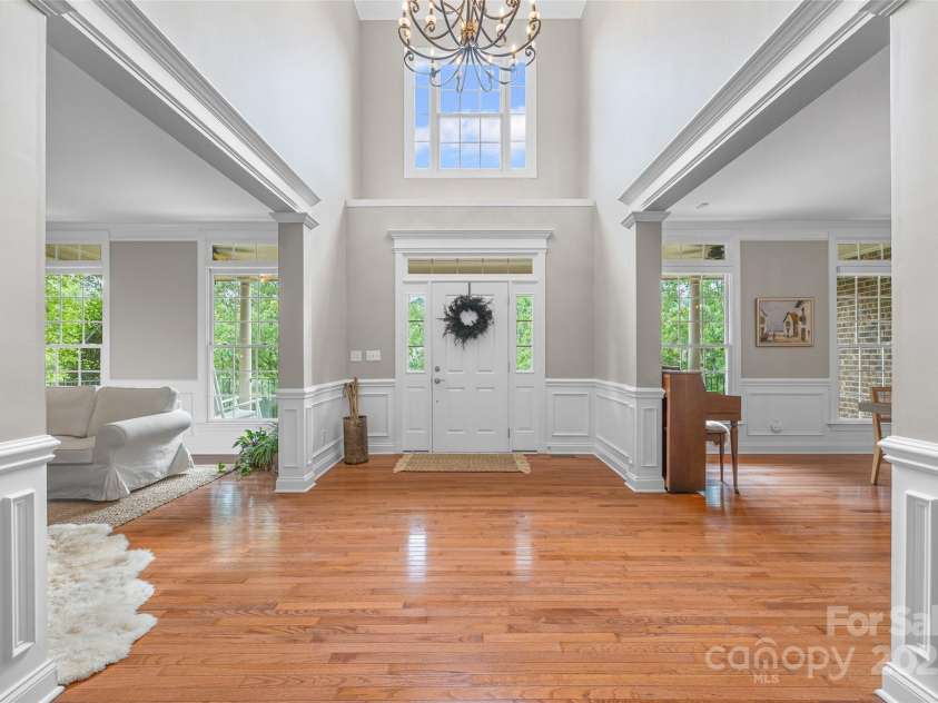 927 Cove Point Lane, Tega Cay, SC 29708.  MLS# CAR4267530, YatesRealty ID 26350. 