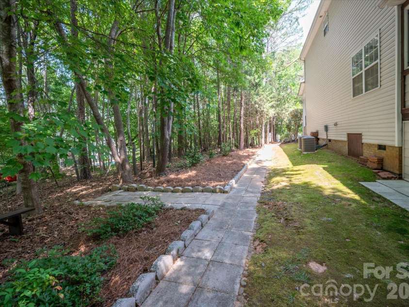 2504 Korbel Court, Waxhaw, NC 28173.  MLS# CAR4385252, YatesRealty ID 26351. 